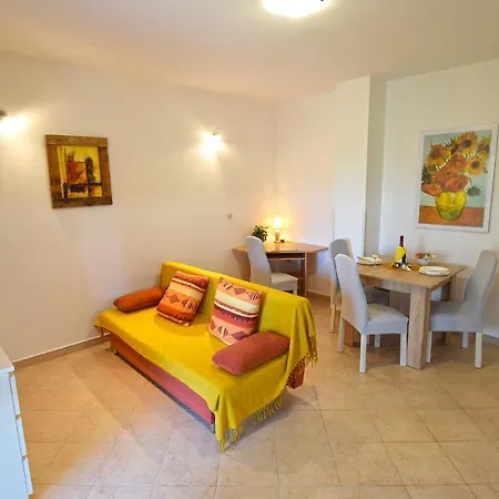 Apartments Bor Medulin Kültér fotó